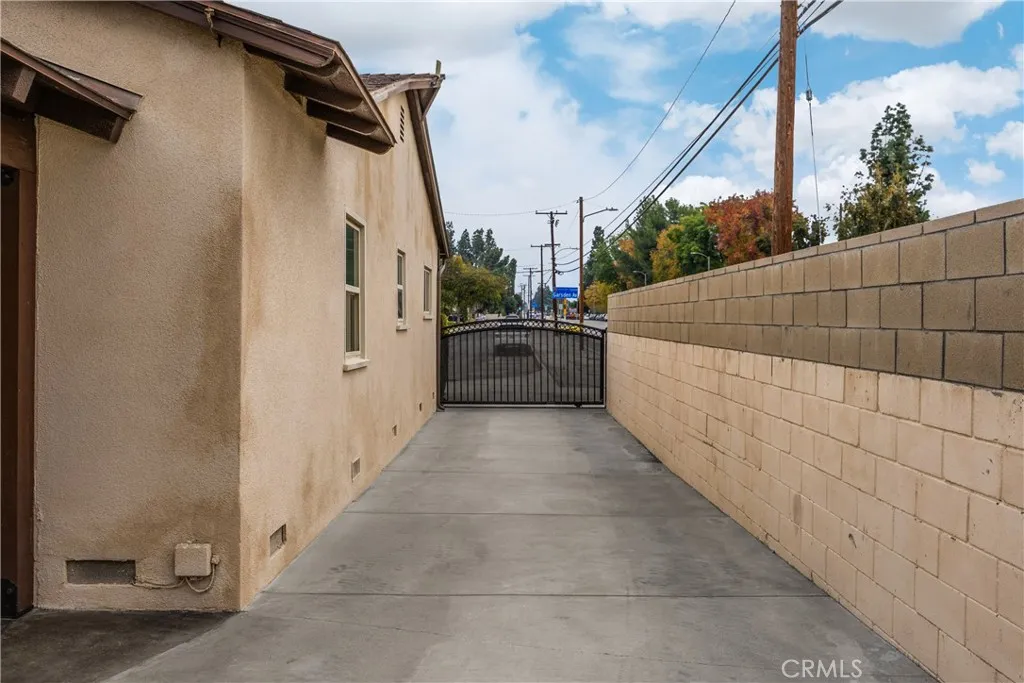 5003 N Garsden, Covina, California 91724 home-pic-31