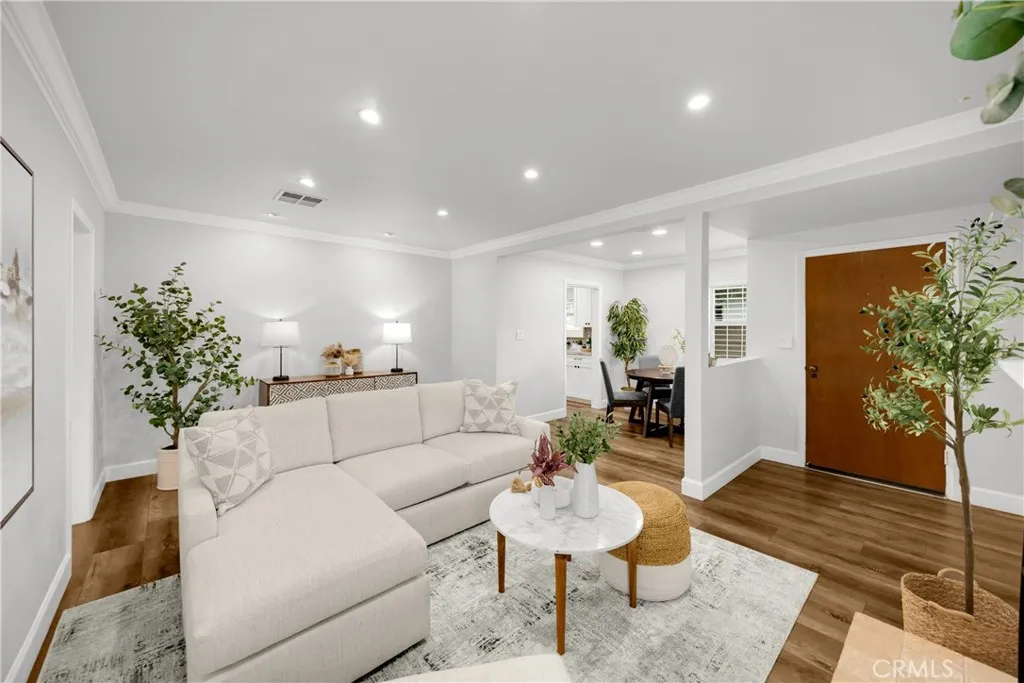 5003 N Garsden, Covina, California 91724 home-pic-8