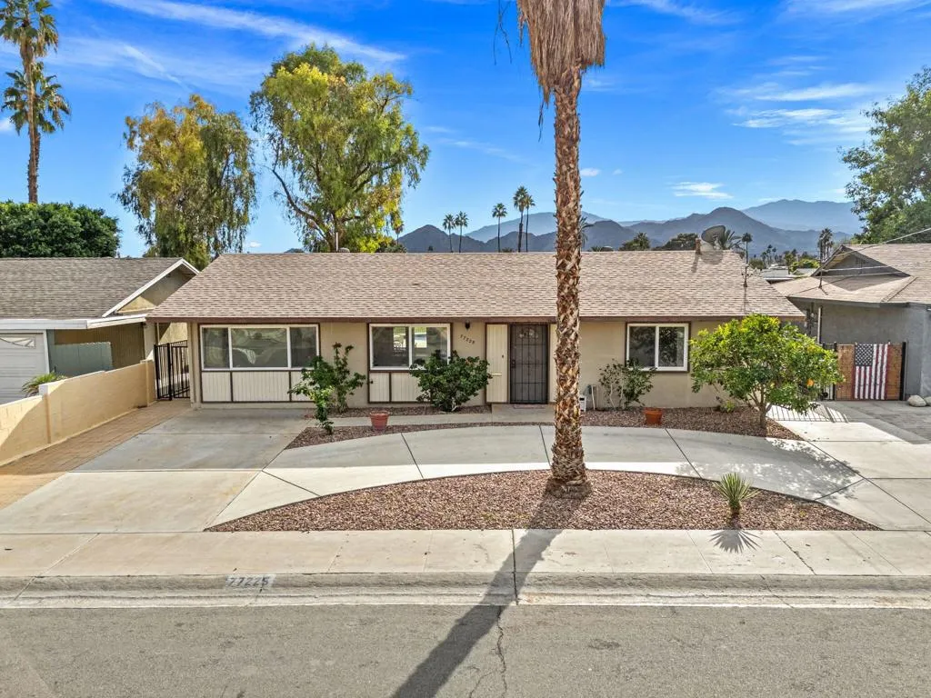 77225 Michigan Drive, Palm Desert, California 92211 home-pic-2