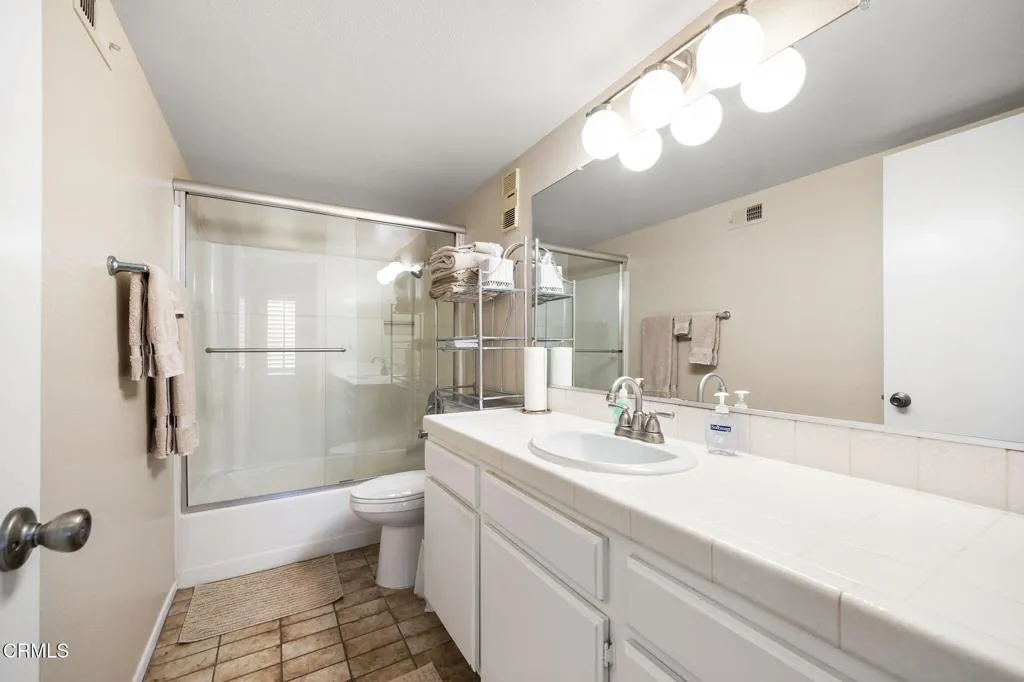 484 S Euclid 107, Pasadena, California 91101 home-pic-14