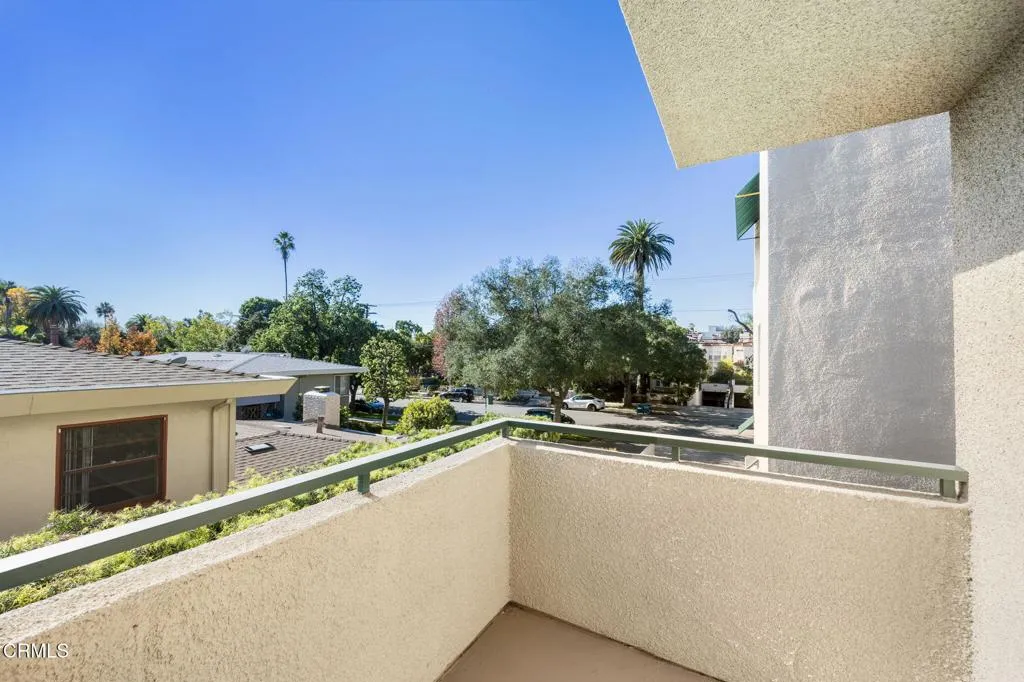 484 S Euclid 107, Pasadena, California 91101 home-pic-20