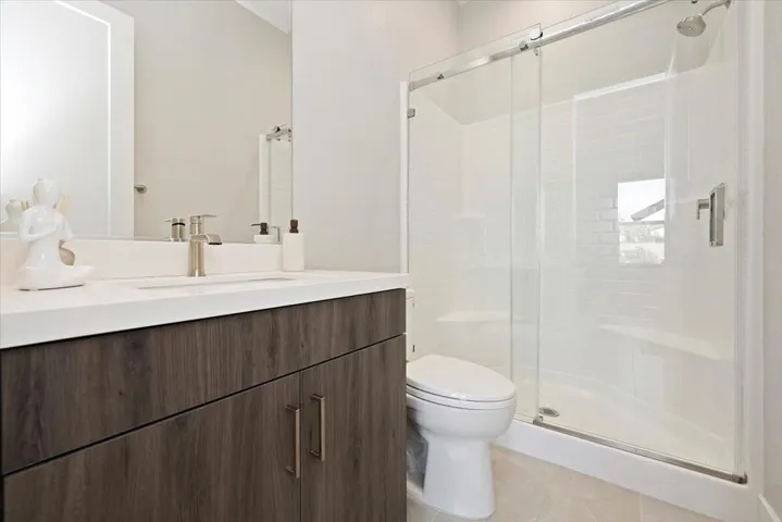 35-Bathroom