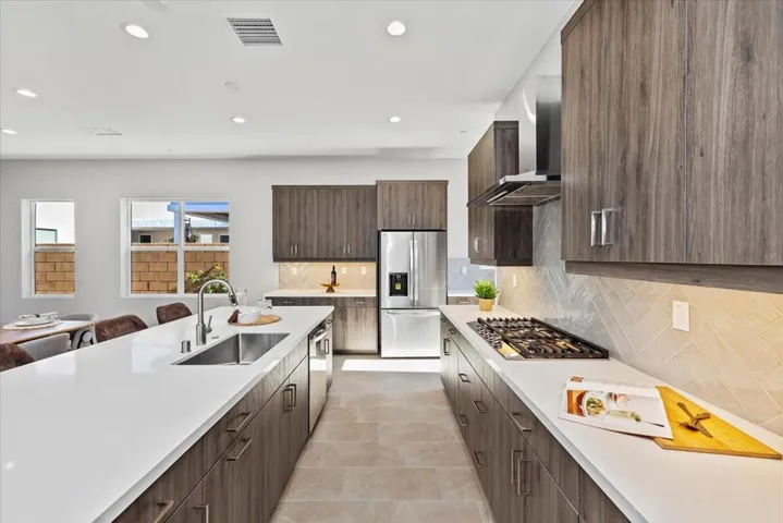 21-Kitchen