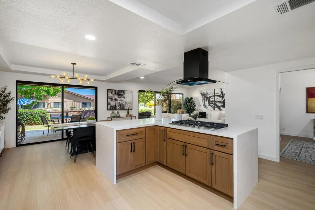 4 Maximo Way, Palm Desert, California 92260 home-pic-16