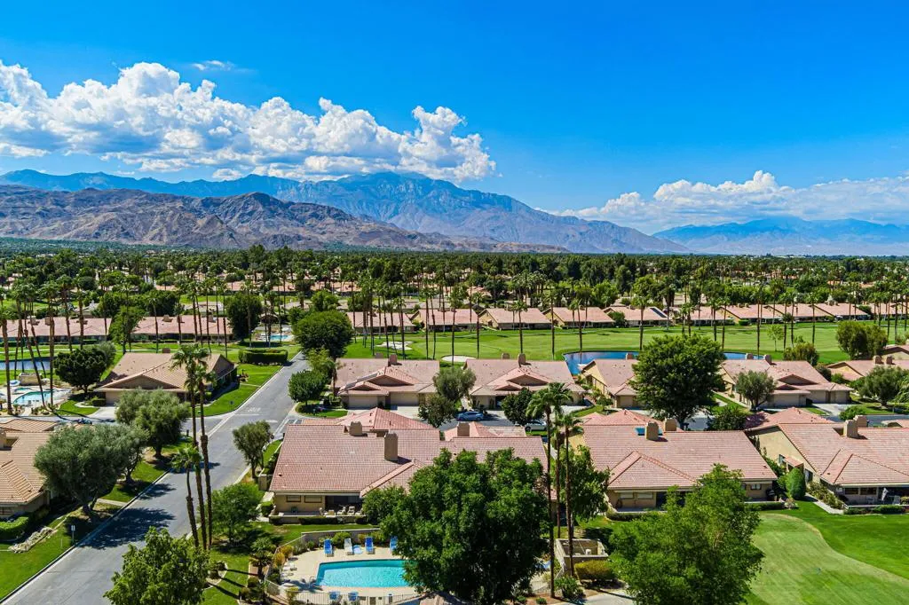 4 Maximo Way, Palm Desert, California 92260 home-pic-4