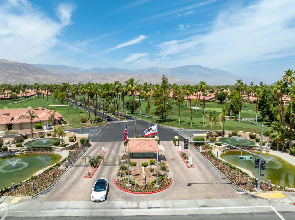 4 Maximo Way, Palm Desert, California 92260 home-pic-50