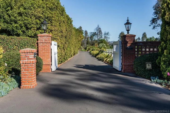 16039 Via Del Alba, Rancho Santa Fe, California 92067