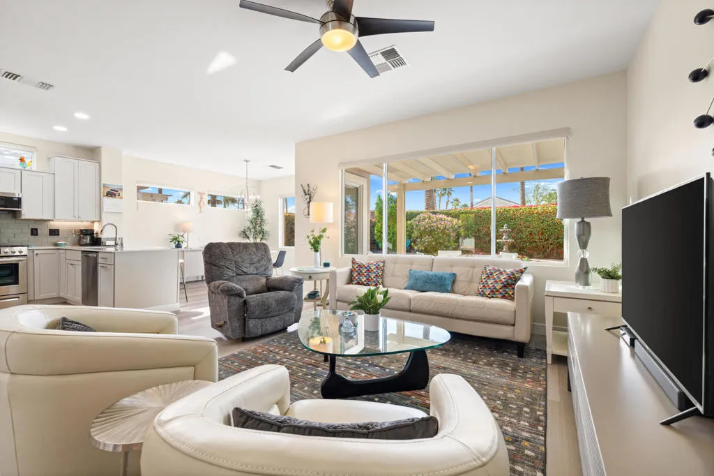 35885 Palomino Way, Palm Desert, California 92211 home-pic-7