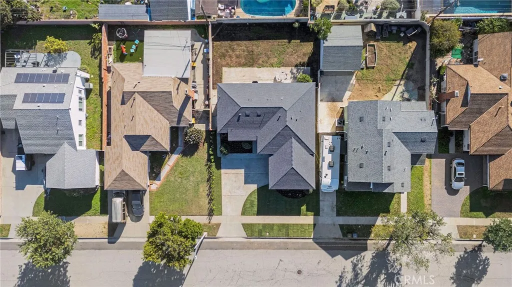 2302 W 115th, Hawthorne, California 90250 home-pic-25