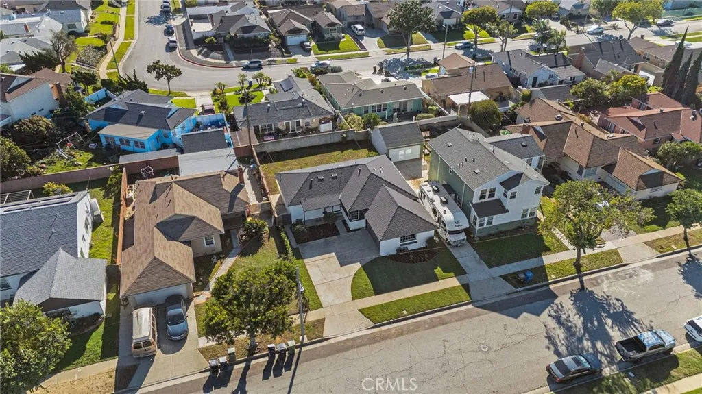 2302 W 115th, Hawthorne, California 90250 home-pic-26