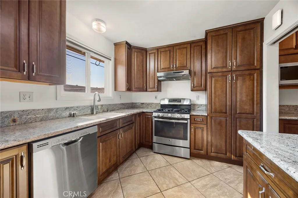 14932 San Feliciano, La Mirada, California 90638 home-pic-7