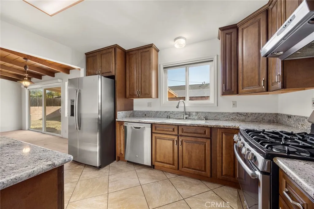 14932 San Feliciano, La Mirada, California 90638 home-pic-8