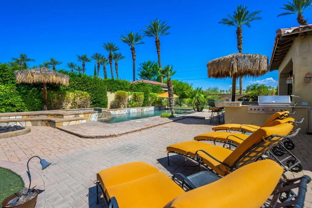 56222 Village Drive, La Quinta, California 92253 home-pic-28