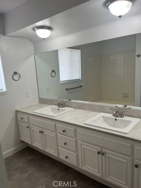 44147 Jamie Court, Lancaster, California 93536 home-pic-17