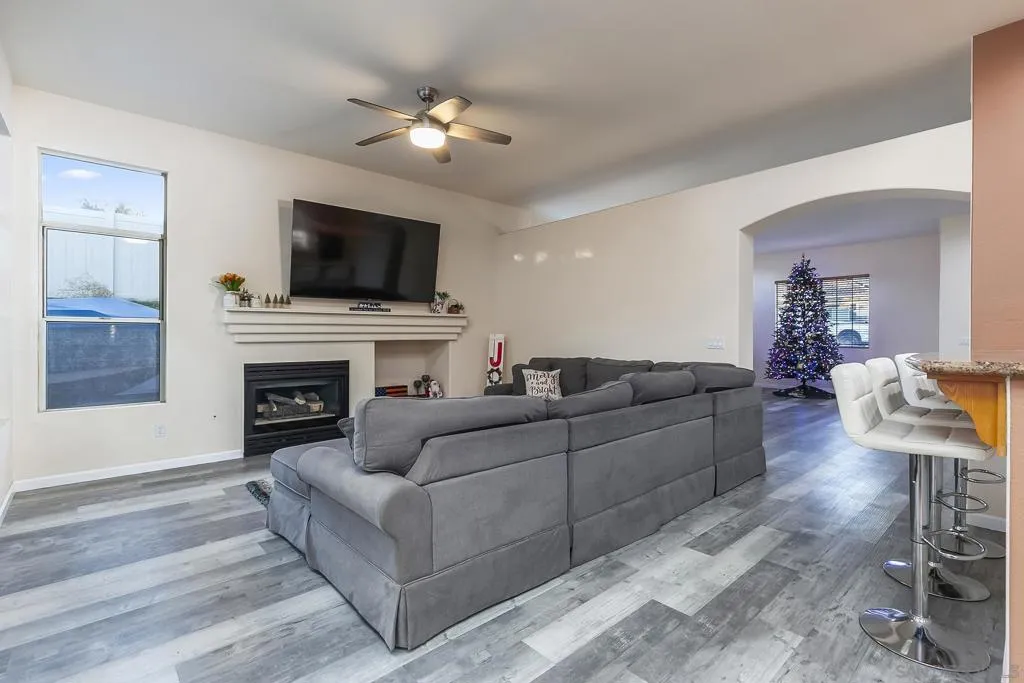 1106 Paseo Marguerita, Chula Vista, California 91910 home-pic-23