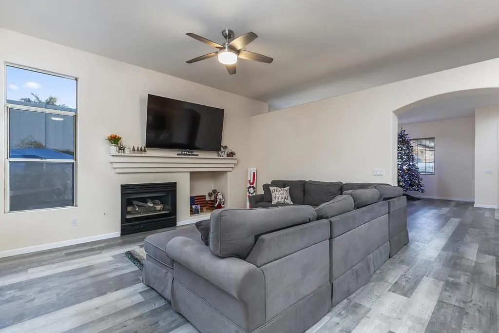 1106 Paseo Marguerita, Chula Vista, California 91910 home-pic-24