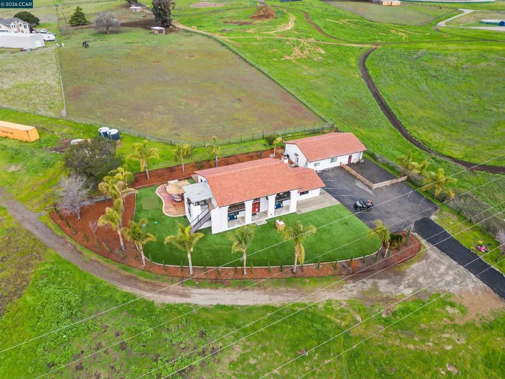 12200 Tesla Rd, Livermore, California 94550 home-pic-3