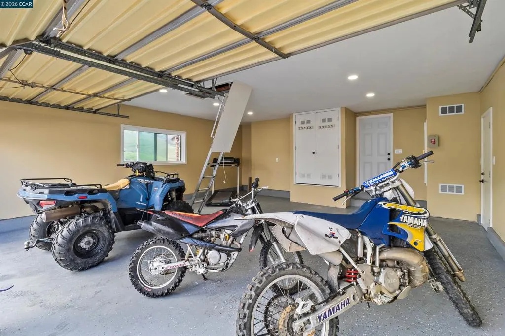 12200 Tesla Rd, Livermore, California 94550 home-pic-53