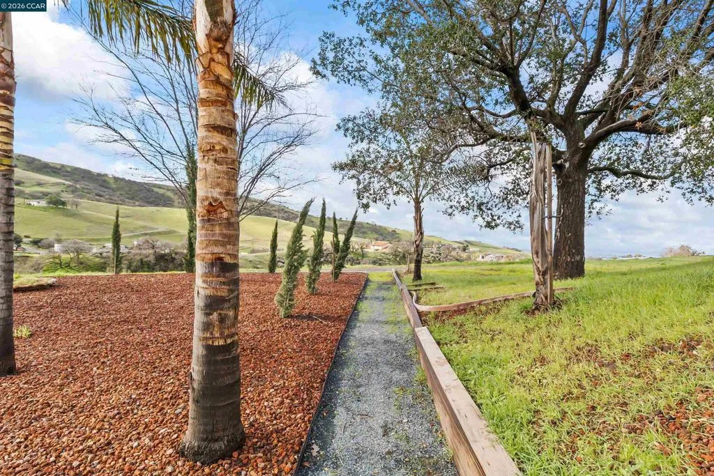 12200 Tesla Rd, Livermore, California 94550 home-pic-49