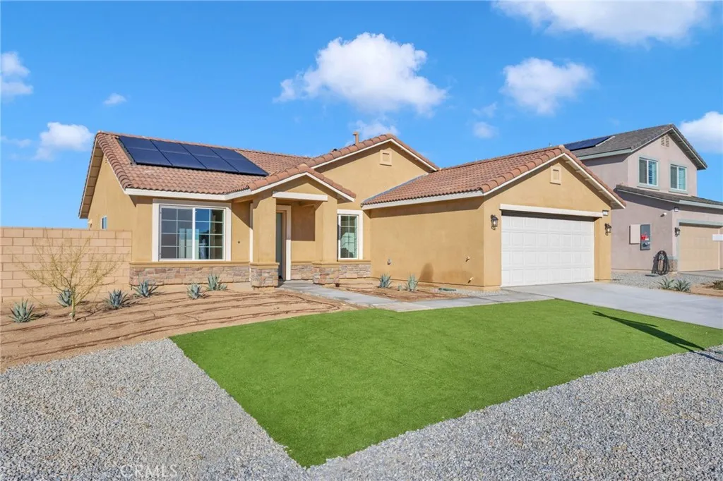 10110 Kemper Avenue, Adelanto, California 92301 home-pic-4