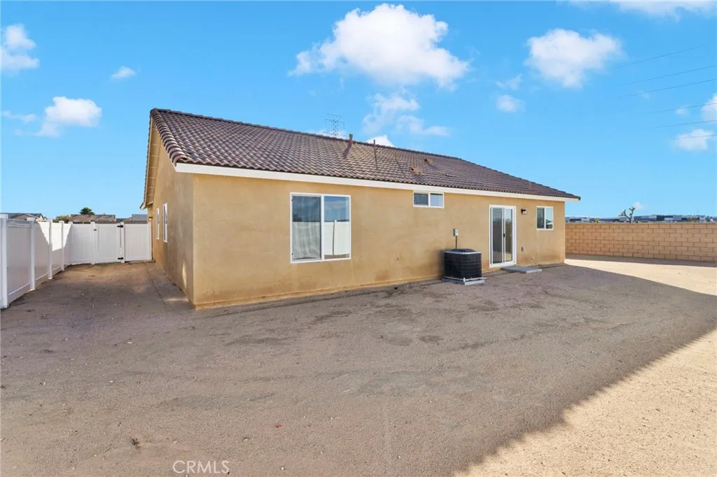 10110 Kemper Avenue, Adelanto, California 92301 home-pic-33