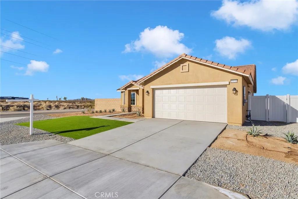 10110 Kemper Avenue, Adelanto, California 92301 home-pic-3