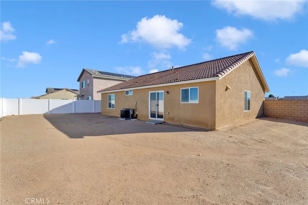 10110 Kemper Avenue, Adelanto, California 92301 home-pic-32