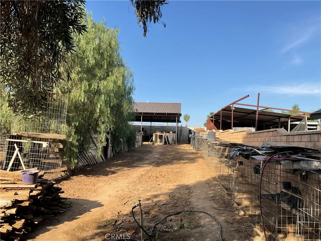 10655 Limonite, Jurupa Valley, California 91752 home-pic-27