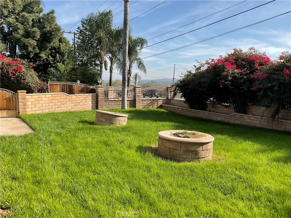 10655 Limonite, Jurupa Valley, California 91752 home-pic-8