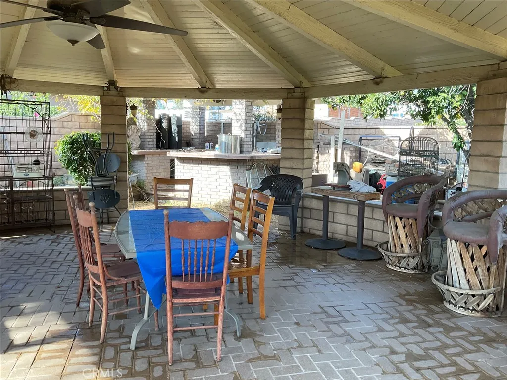 10655 Limonite, Jurupa Valley, California 91752 home-pic-24