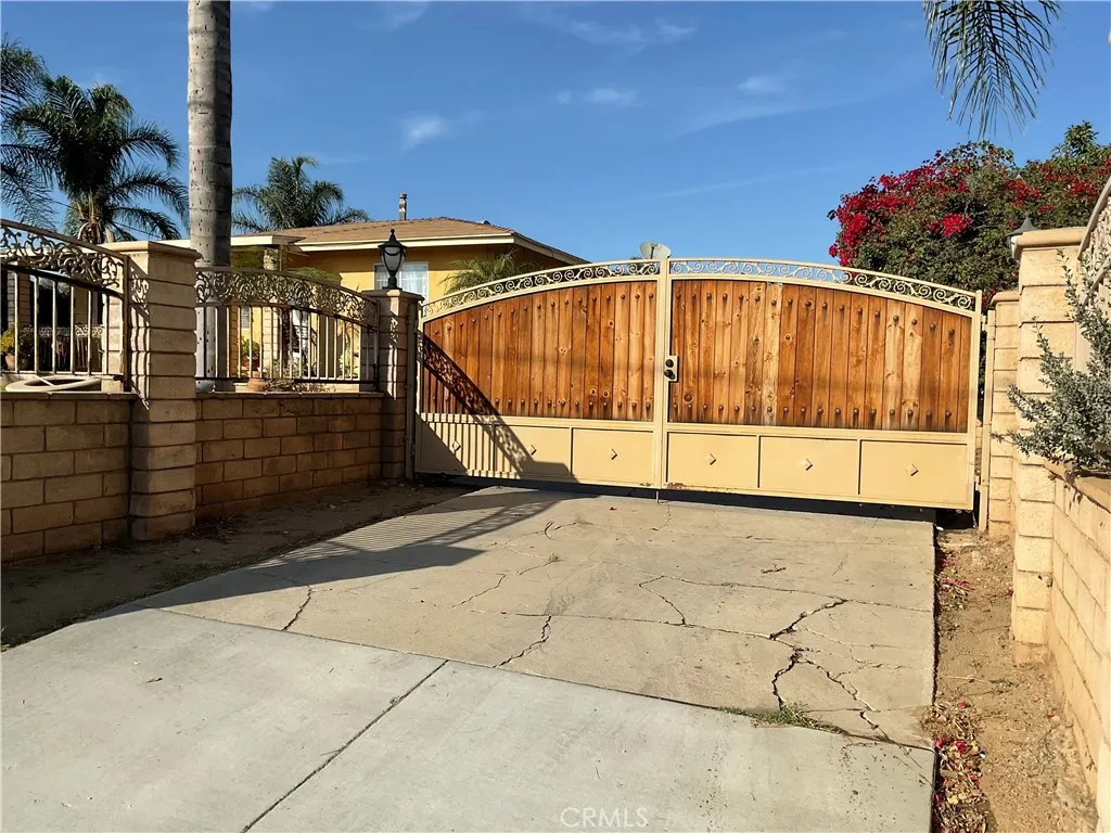 10655 Limonite, Jurupa Valley, California 91752 home-pic-32