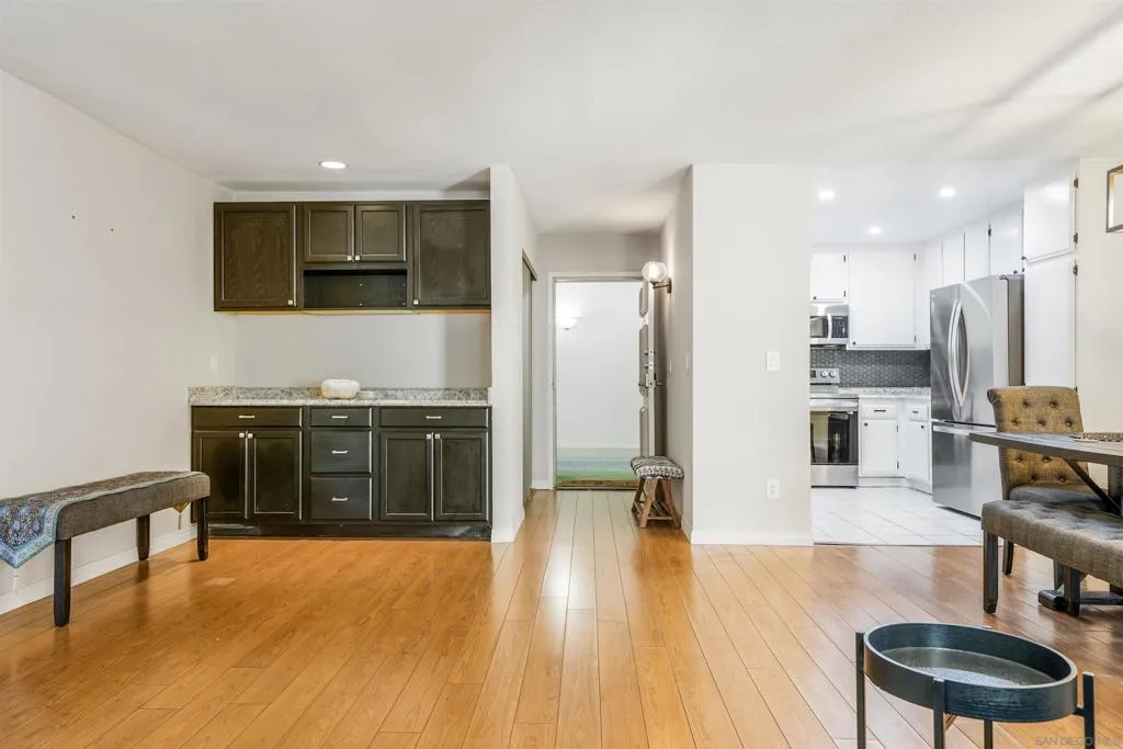 6747 Friars Rd 113, San Diego, California 92108 home-pic-32