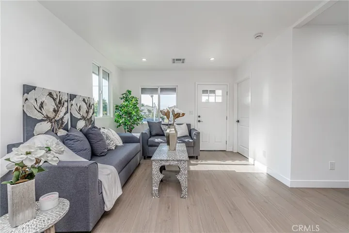 3818 Crawford, Los Angeles, California 90011