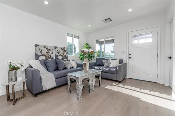 3818 Crawford, Los Angeles, California 90011