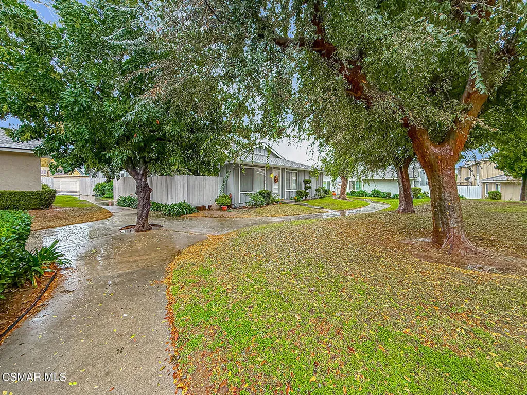 3476 Lockwood Court 33, Simi Valley, California 93063 home-pic-20