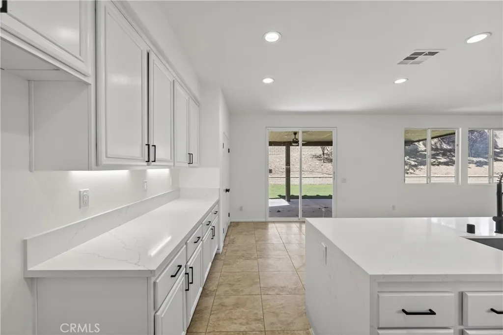 205 Logan, Beaumont, California 92223 home-pic-23