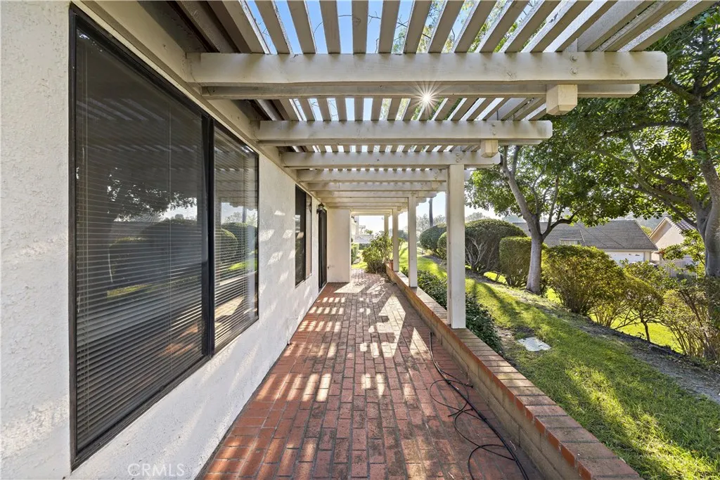 28402 Pacheco, Mission Viejo, California 92692 home-pic-22