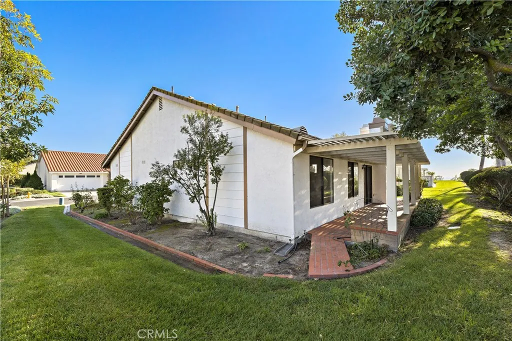 28402 Pacheco, Mission Viejo, California 92692 home-pic-23