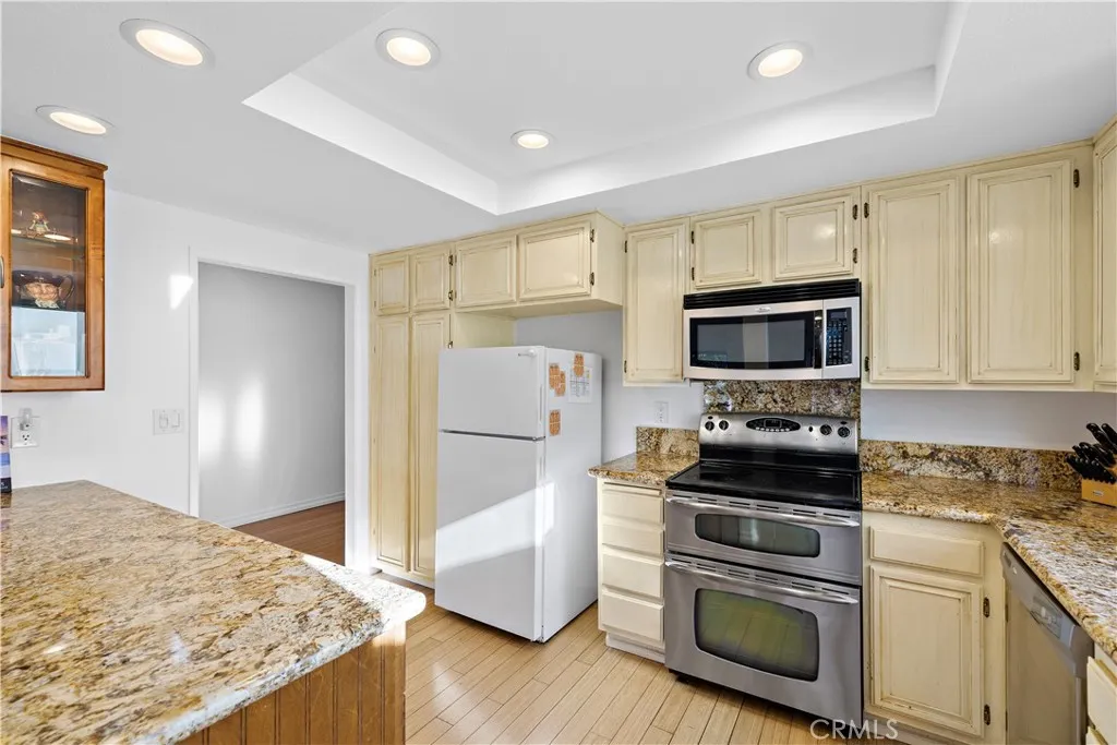 28402 Pacheco, Mission Viejo, California 92692 home-pic-10