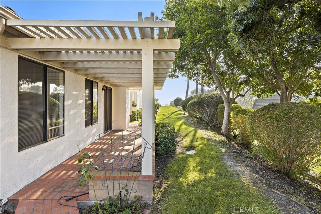 28402 Pacheco, Mission Viejo, California 92692 home-pic-24