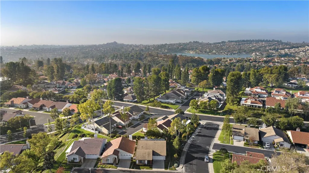 28402 Pacheco, Mission Viejo, California 92692 home-pic-26