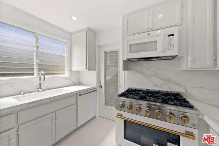 148 S Camden Drive F, Beverly Hills, California 90212