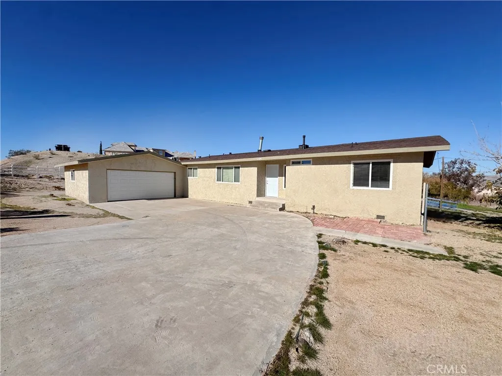 27474 Travertine, Barstow, California 92311 home-pic-0