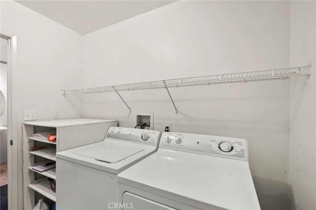 27297 Sierra Madre Drive, Murrieta, California 92563 home-pic-23