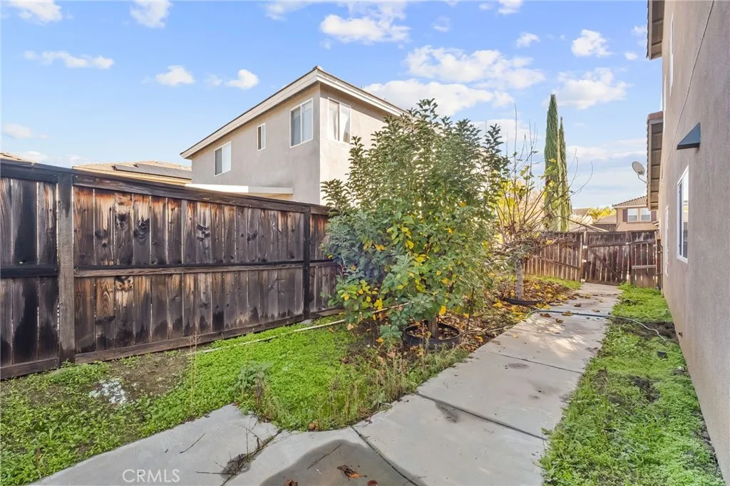 27297 Sierra Madre Drive, Murrieta, California 92563 home-pic-47