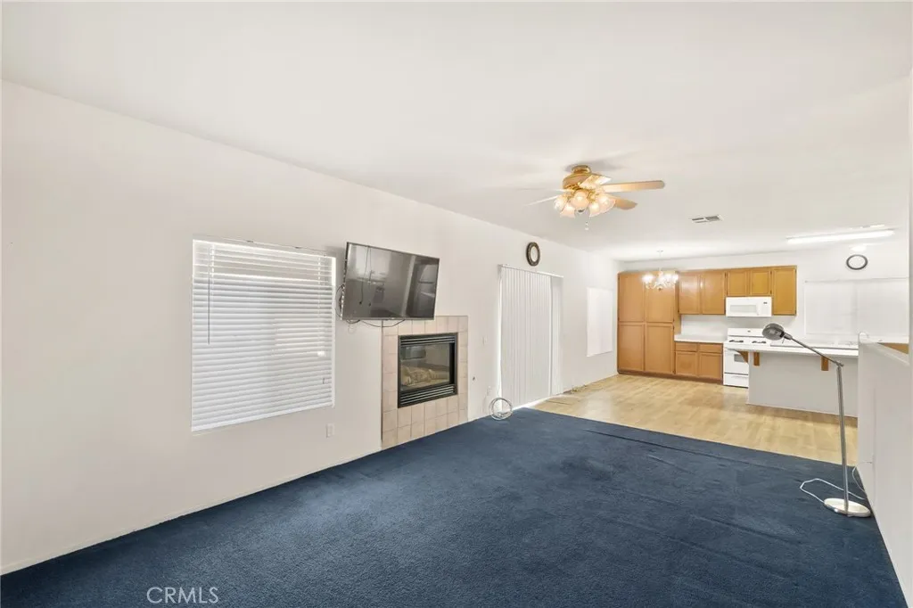 27297 Sierra Madre Drive, Murrieta, California 92563 home-pic-18