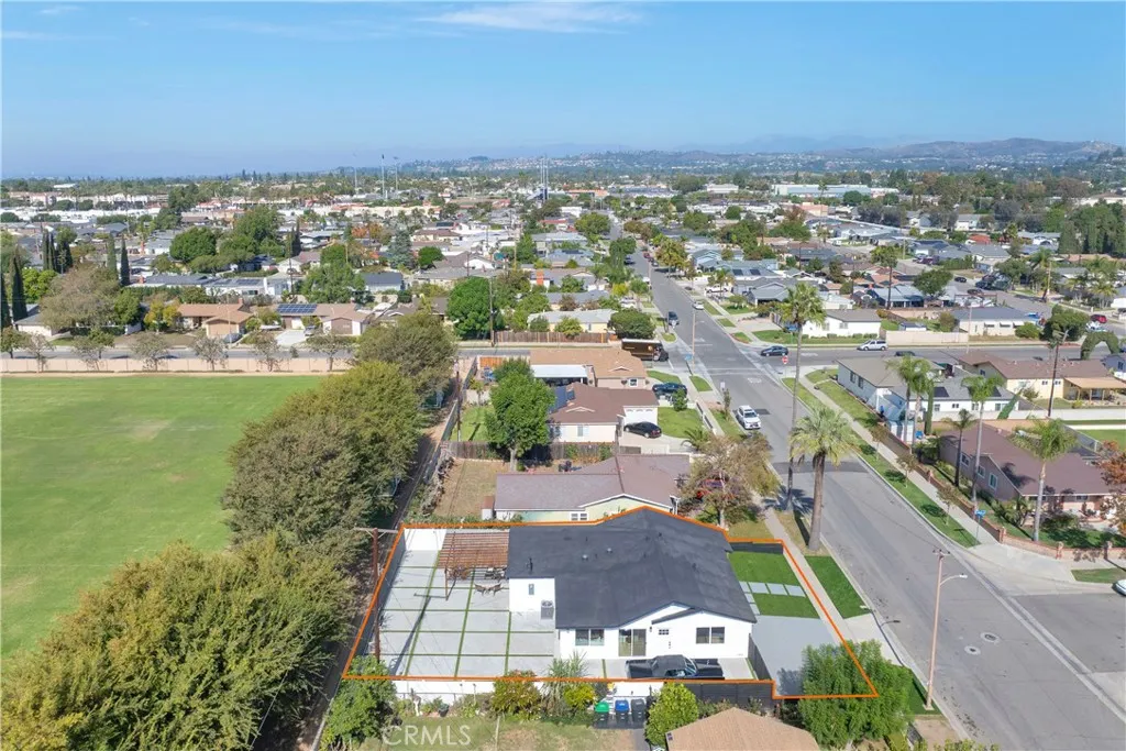 338 S James Street, Orange, California 92869 home-pic-23