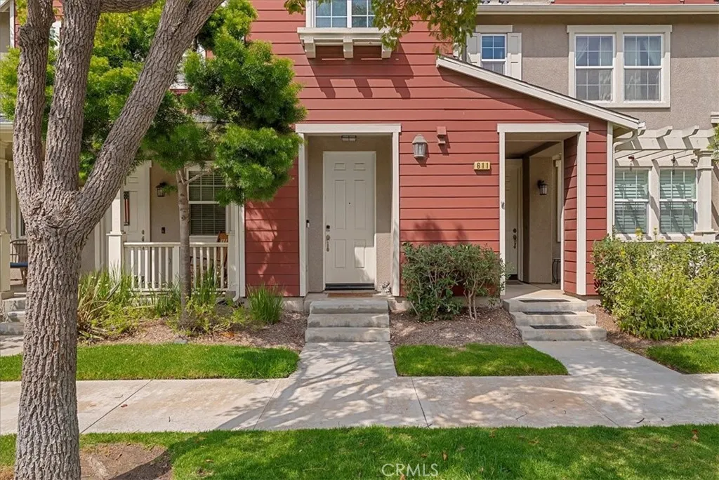 613 Flathead River, Oxnard, California 93036 home-pic-1