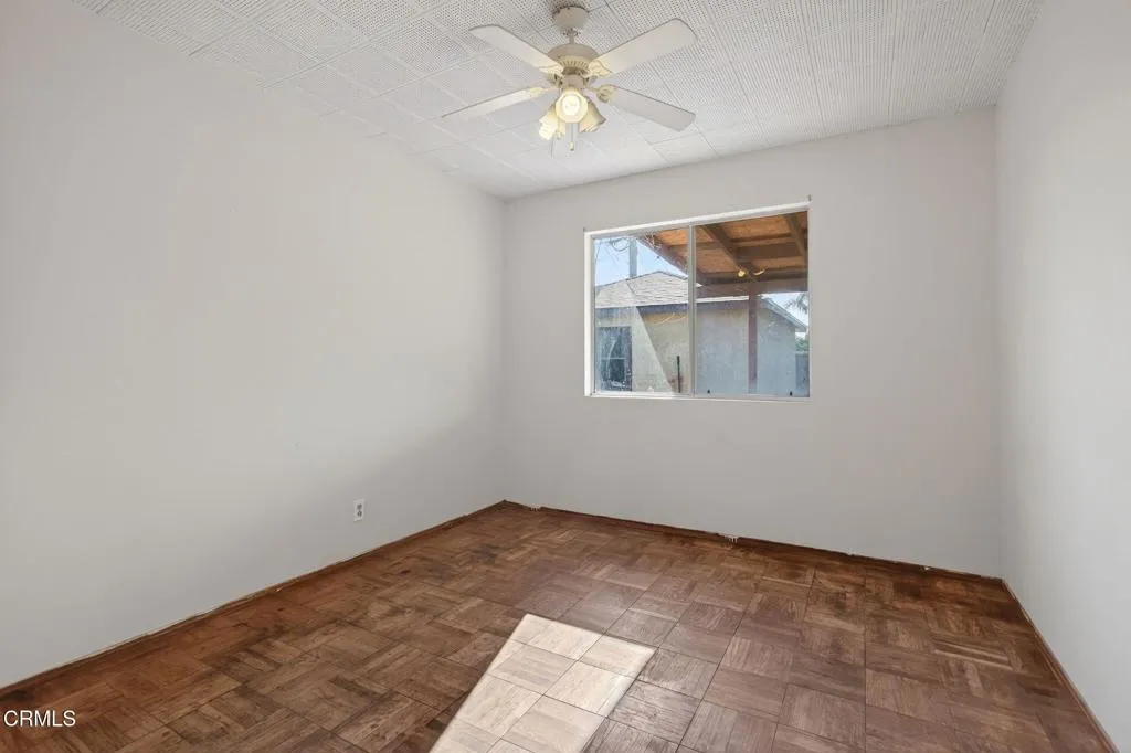 236 E Poplar Street, Oxnard, California 93033 home-pic-5