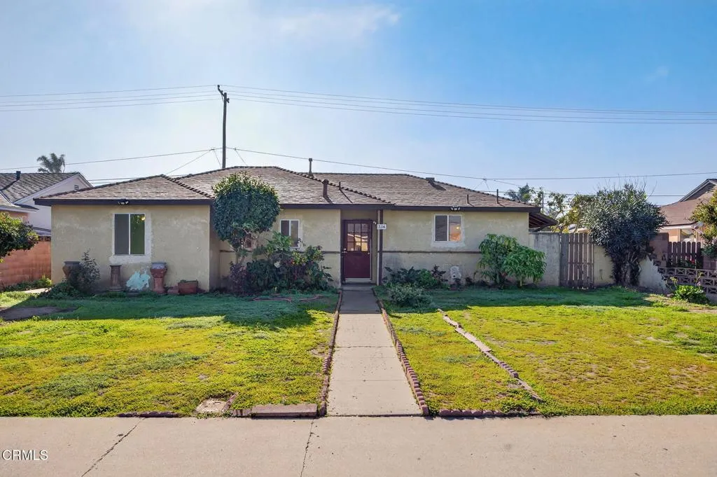 236 E Poplar Street, Oxnard, California 93033 home-pic-0